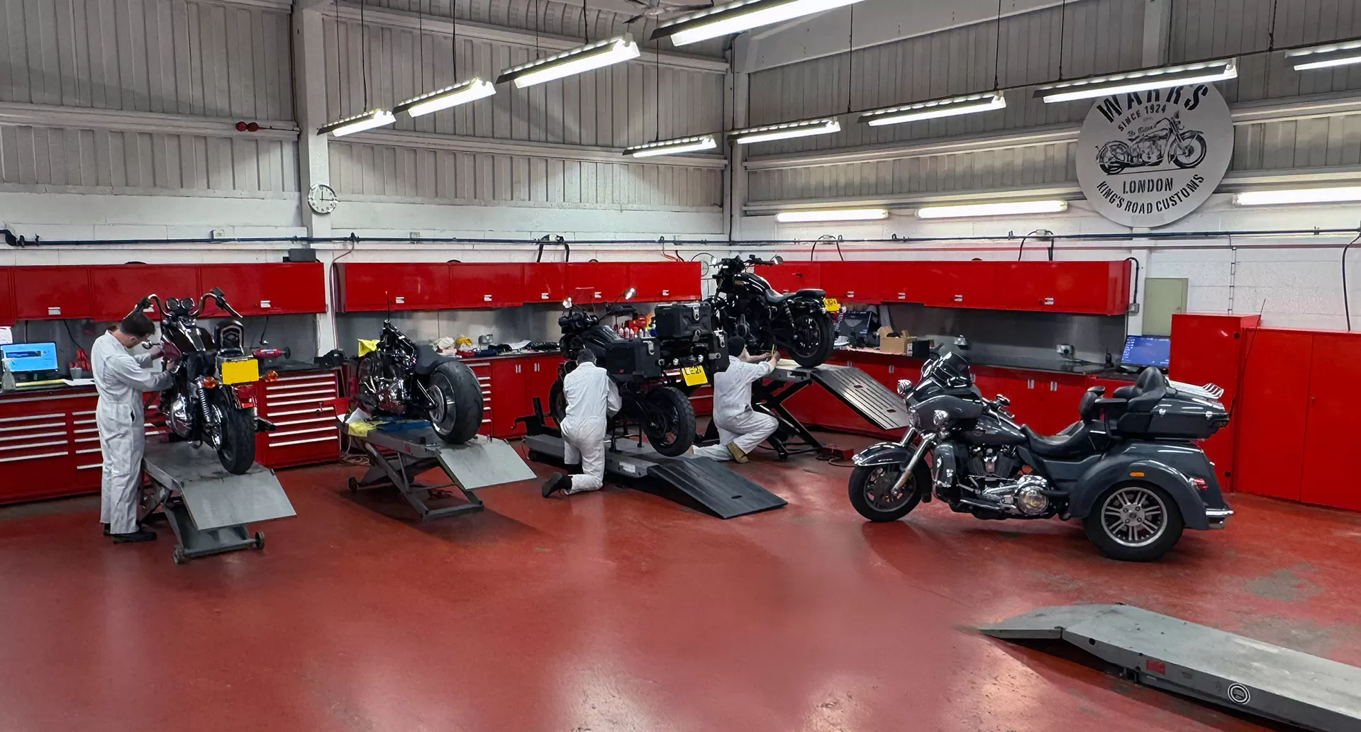 Harley-Davidson&reg; Servicing