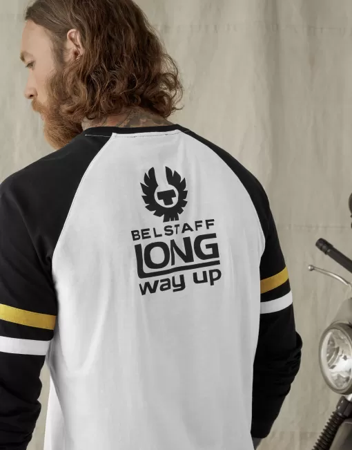 LONG_WAY_UP_RAGLAN_MOTO_T_SHIRT_WHITE_BLACK_71130641J61N010301900_LK.jpg